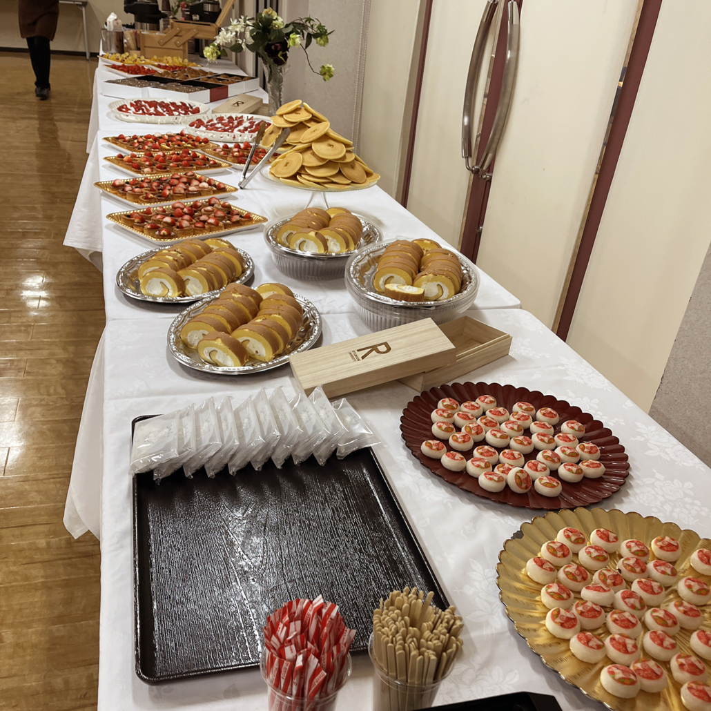 立命館大学衣笠キャンパスへ2026年度新年懇親会用パーティー料理をお届け 立命館大学衣笠キャンパスへ2026年度新年懇親会用パーティー料理をお届け