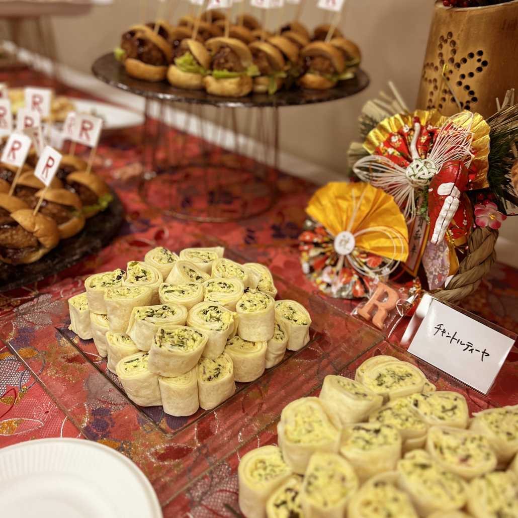 立命館大学衣笠キャンパスへ2026年度新年懇親会用パーティー料理をお届け 立命館大学衣笠キャンパスへ2026年度新年懇親会用パーティー料理をお届け