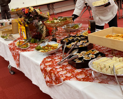 京都大学へ学生様懇親会用パーティー料理をお届け