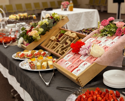 立命館大学学生部表彰式用パーティー料理のお届け