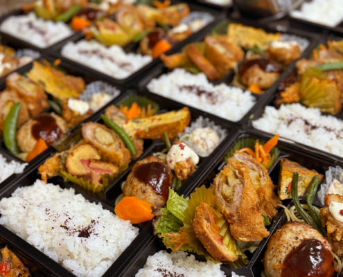 『Cafeふふふあん by 半兵衛麸』へ社員研修会用お弁当のお届け