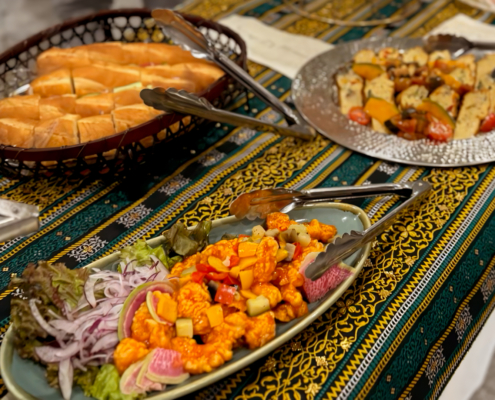 龍谷大学深草キャンパスへ教龍会懇親会用パーティー料理のお届け