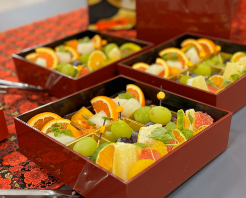 製本機器メーカー様へ海外からのゲストとの懇親会用パーティー料理のお届け