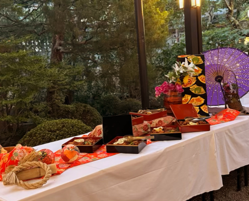 上七軒歌舞会へ授賞式用パーティー料理のお届け