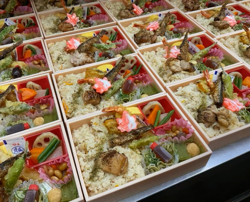 京都大学へ学会参加者用お弁当のお届け