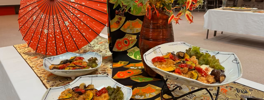 立命館大学びわこ・くさつキャンパスへ学部の同窓会懇親会用パーティー料理をお届け