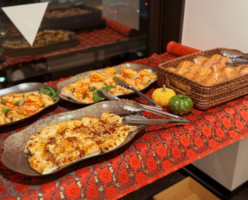 『Cafeふふふあん by 半兵衛麸』へデザイン学校様の懇親会用パーティー料理をお届け