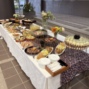 京都リサーチパークへ京都大学サマーデザインスクール2025の懇親会用パーティー料理をお届け