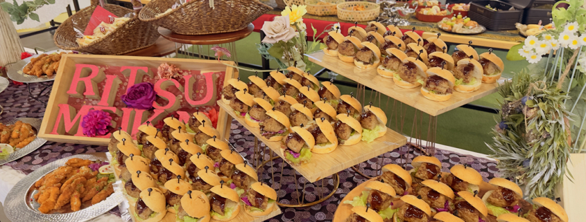 立命館大学大阪茨木キャンパスへグローバル教養学部 卒業祝賀懇親会用パーティー料理をお届け