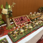 立命館大学へ立命館大学体育会 ラグビー部納会用パーティー料理をお届け