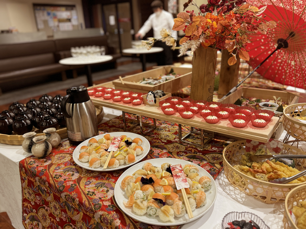 立命館大学へ海外の学生との交流会用パーティー料理をお届け 立命館大学へ海外の学生との交流会用パーティー料理をお届け