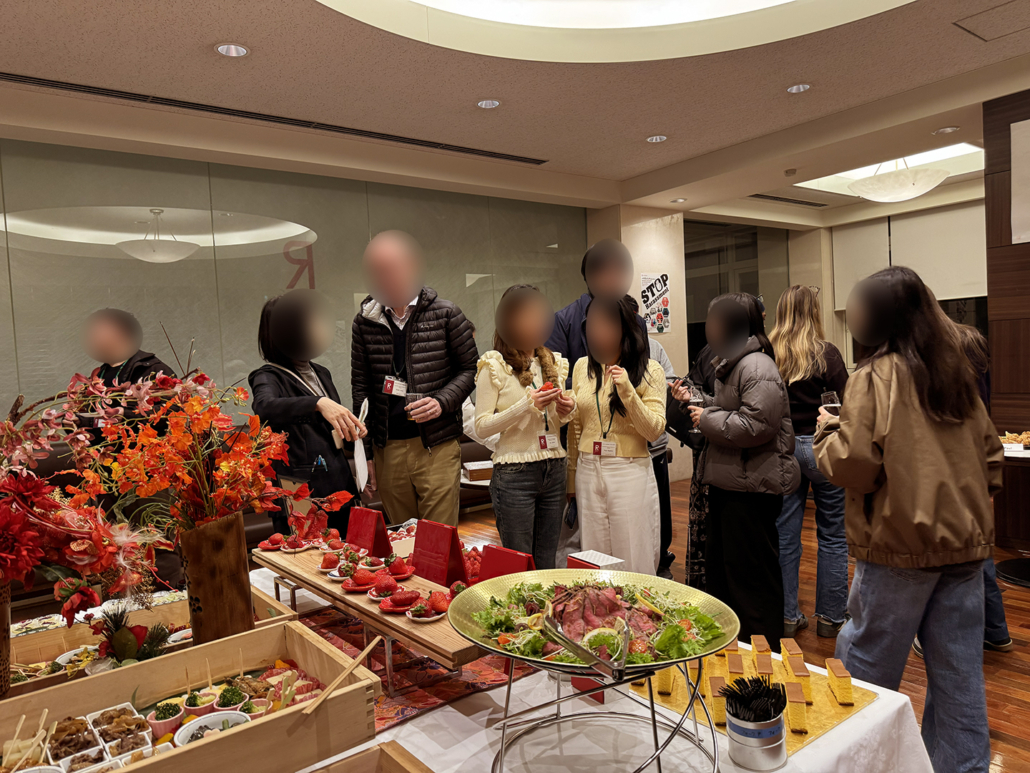 立命館大学へ海外の学生との交流会用パーティー料理をお届け 立命館大学へ海外の学生との交流会用パーティー料理をお届け