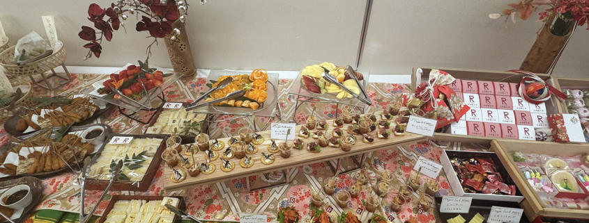 立命館大学へ地理学研究会 同窓会用パーティー料理をお届け