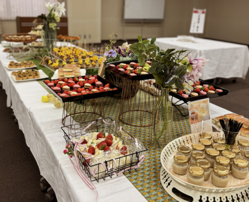 立命館大学へ校友会事務局懇親会用パーティー料理をお届け