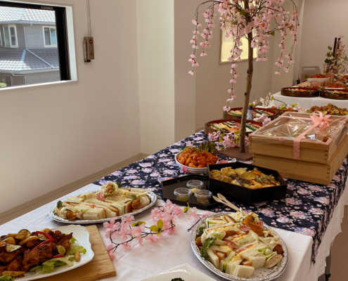 京都民祭日本語学校西院キャンパスへ入学式用パーティー料理・オードブルをお届け