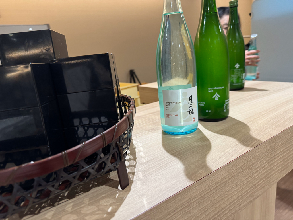 京都経済センターへ貿易情報支援機関様の京都事務所10周年記念交流会用パーティー料理をお届け 京都経済センターへ貿易情報支援機関様の京都事務所10周年記念交流会用パーティー料理をお届け