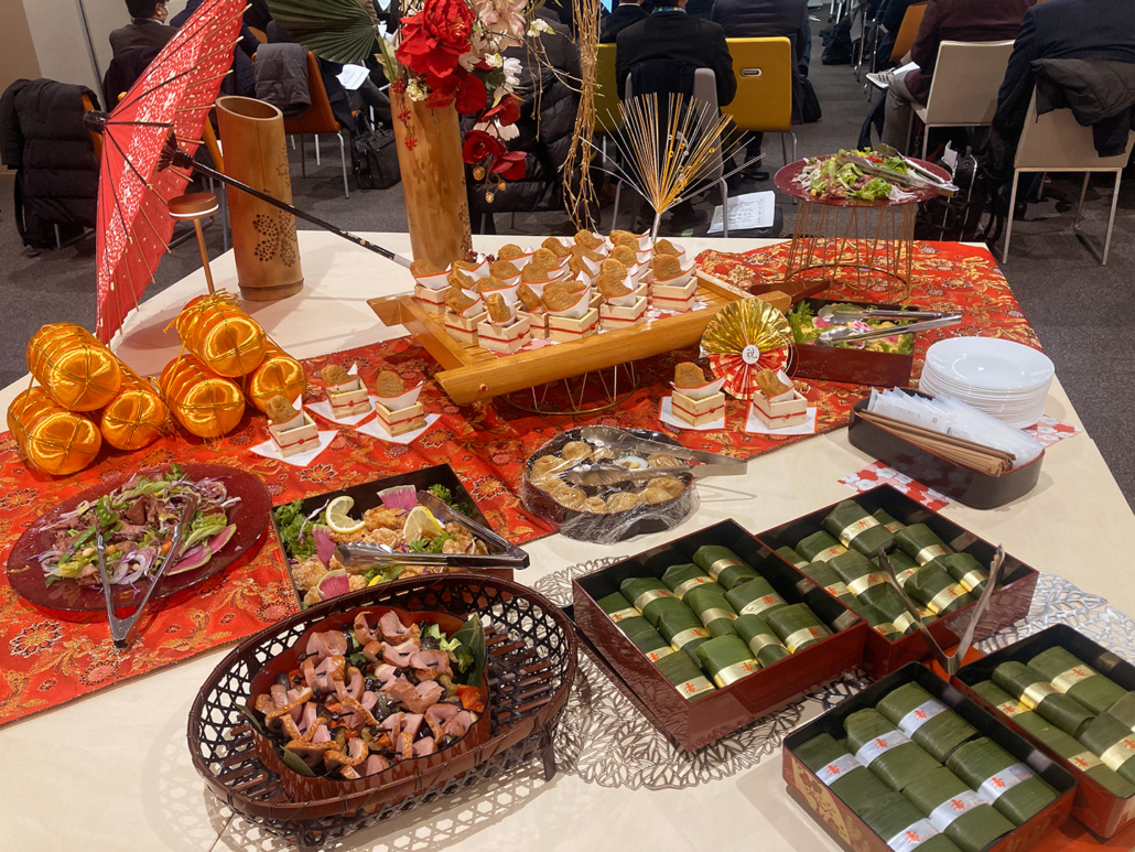 京都経済センターへ貿易情報支援機関様の京都事務所10周年記念交流会用パーティー料理をお届け 京都経済センターへ貿易情報支援機関様の京都事務所10周年記念交流会用パーティー料理をお届け