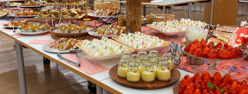 龍谷大学へ龍谷大学校友会新入会員歓迎祝賀会用パーティー料理をお届け