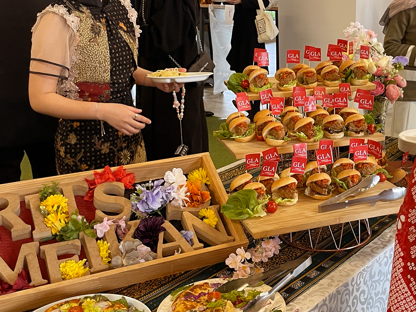 立命館大学大阪いばらきキャンパスへ卒業祝賀懇親会用パーティー料理のお届け